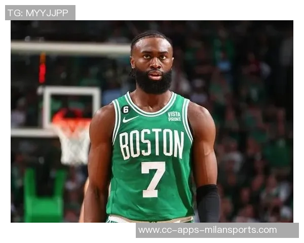 马祖拉谈战术调整如何有效激发杰伦布朗的潜力与优势 马祖拉谈战术调整如何有效激发杰伦布朗的潜力与优势