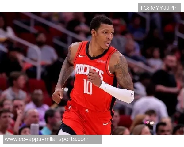 小贾巴里谈双内线战术成功之道强调抢占进攻篮板的重要性 小贾巴里谈双内线战术成功之道强调抢占进攻篮板的重要性