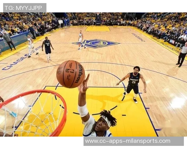 卢尼半场表现出色高效6中4贡献8分3篮板2助攻依然是卢姥爷