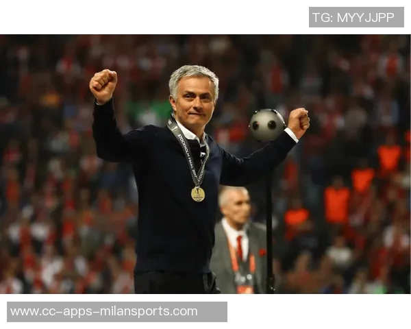 曼联青训旧将切斯特重返俱乐部积累教练经验助力未来发展