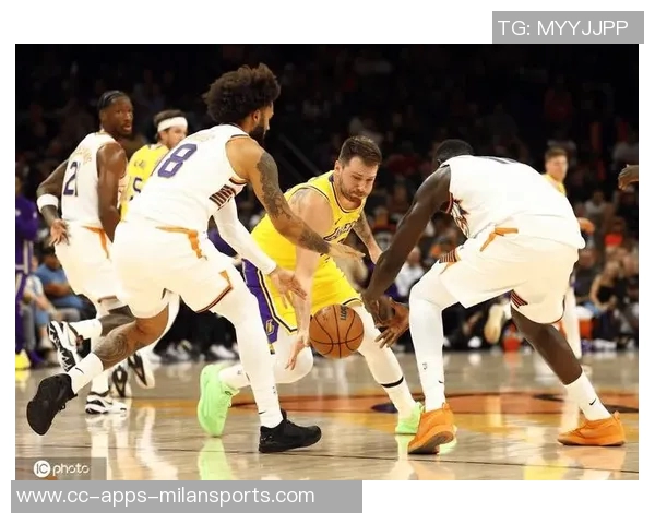 东契奇湖人首季已达17场3055追平浓眉仅用35场表现惊艳